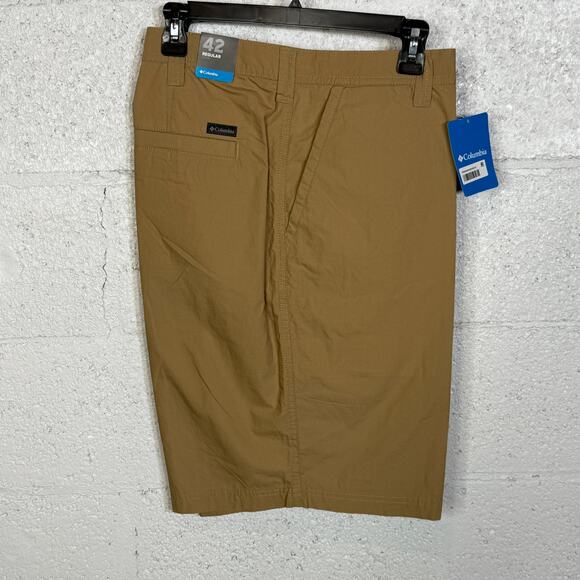 Columbia Men's Washed Out 10" Cotton Shorts, Crouton dark tan, 42W - Picture 3 of 5
